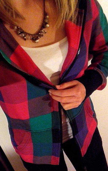 Karierter Kaputzenpulli :)