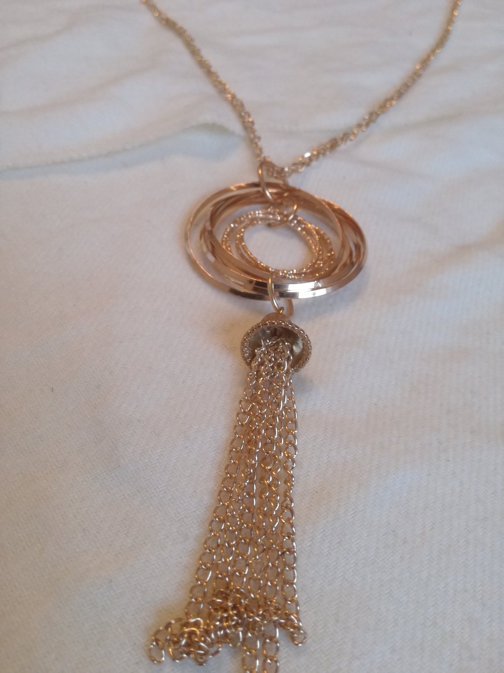 Goldene Kette mit Anhänger NEU!!