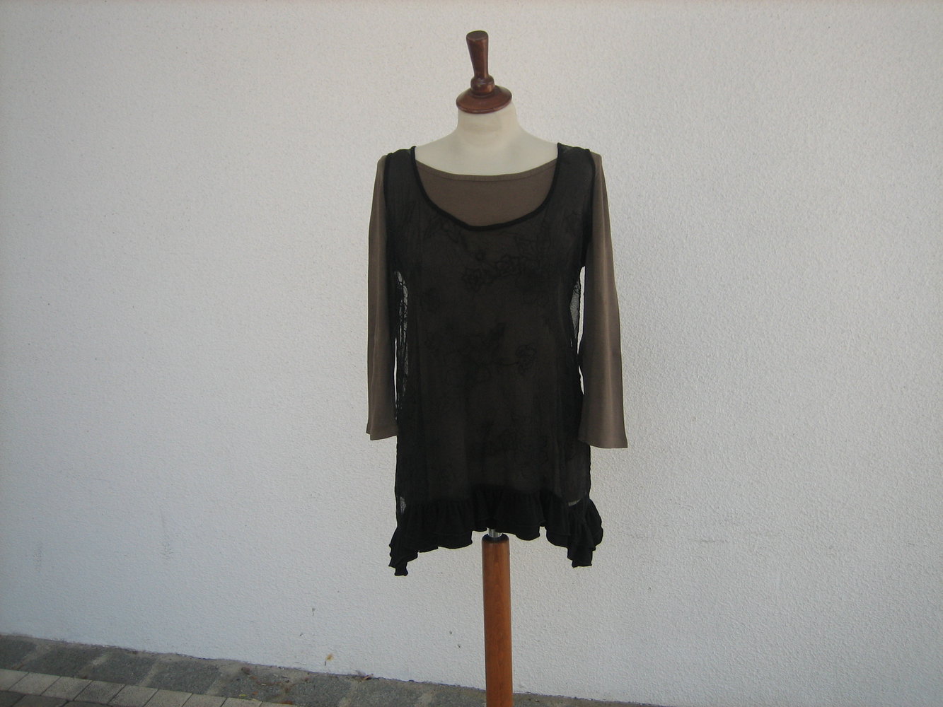 Starke Tunika Gr. 42/44, ideal für unzählige Mode-Ideen - kaschiert toll!