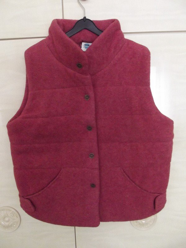 Sehr schöne dicke warme Winter Weste  Gr. S 