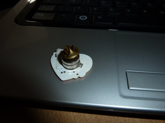 blinkendes Herz / Anstecker / Pin