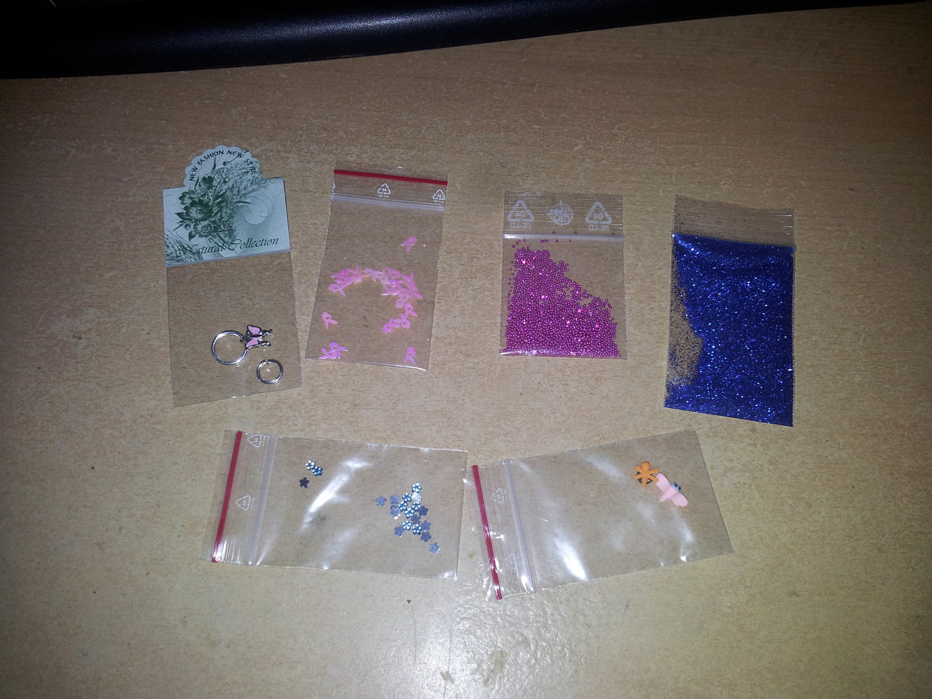 Nailart, Nageldesign, Steine, Glitzer, etc