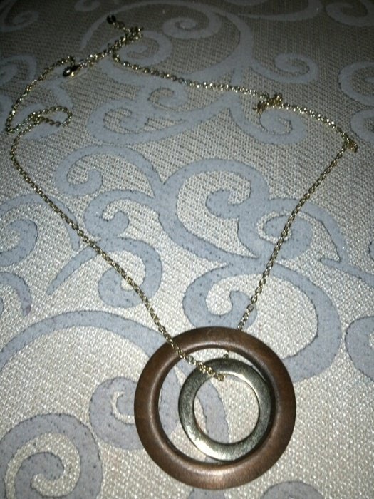 Lange, braun/goldene Kette