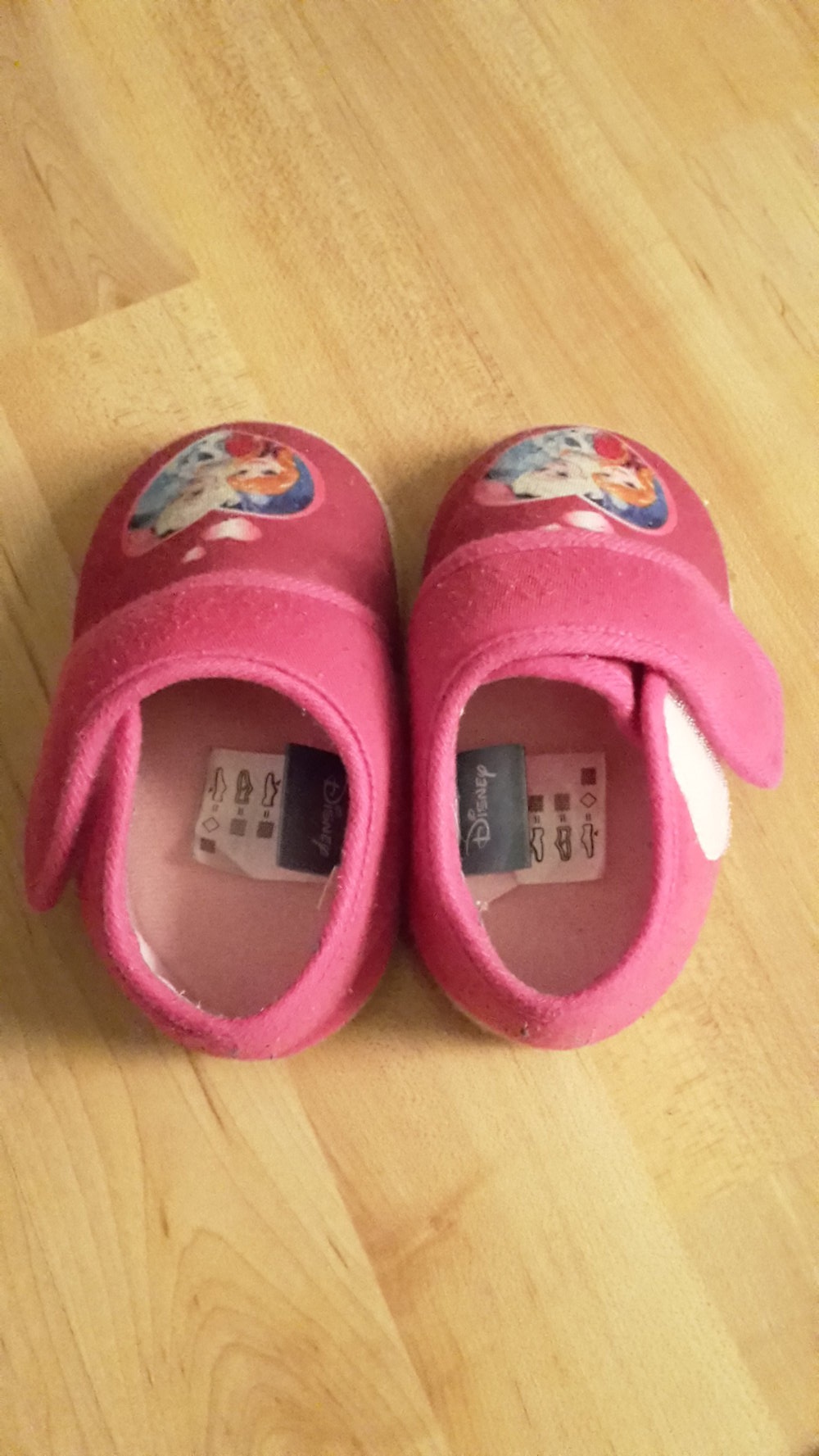 Hausschuhe von der Eiskönigin