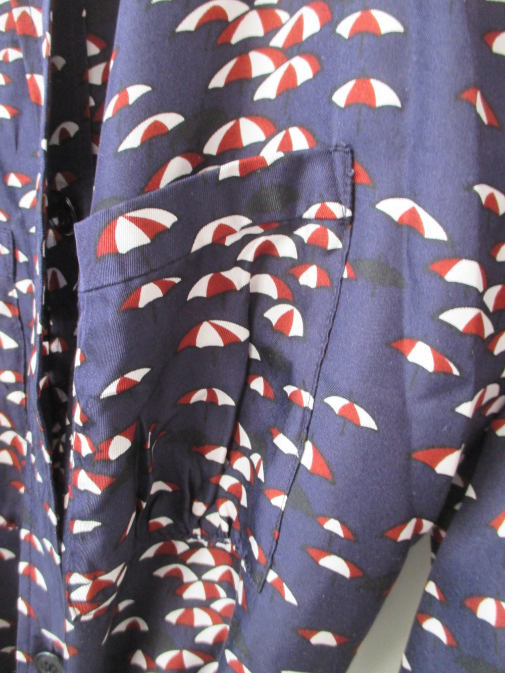 Boutique by Jaeger, elles Seidenkleid mit auffälligem Print (Regenschirme ), Gr. 36 , durchgehende Knopfleiste