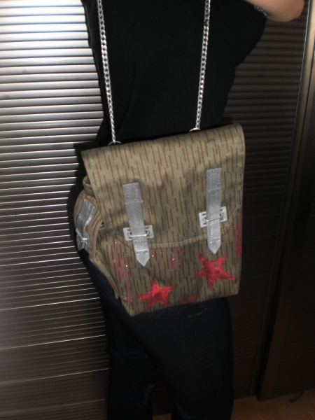 Military-Tasche: Glanzstern-Custom, auch als Gürteltasche tragbar! Festvalhit! DDR Ostalgie
