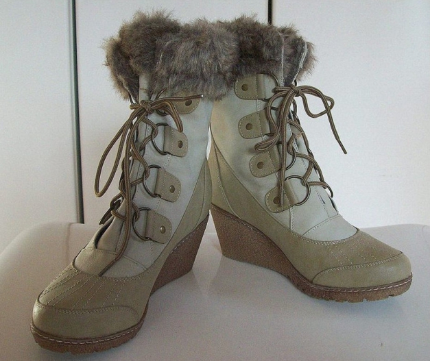 Wedges Fake Fur Stiefel 39 40 beige nude khaki hell Schuhe Schnürung 