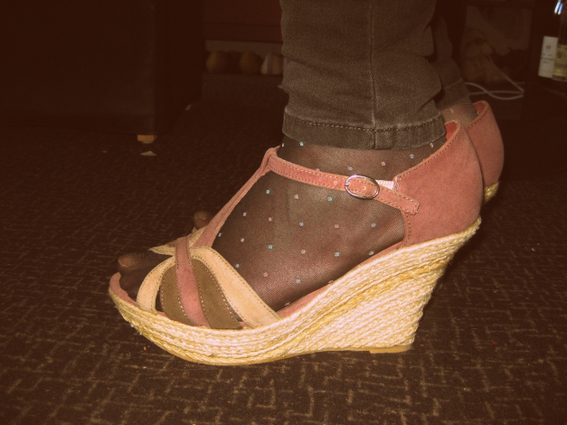 Sandalen mit Keilabsatz