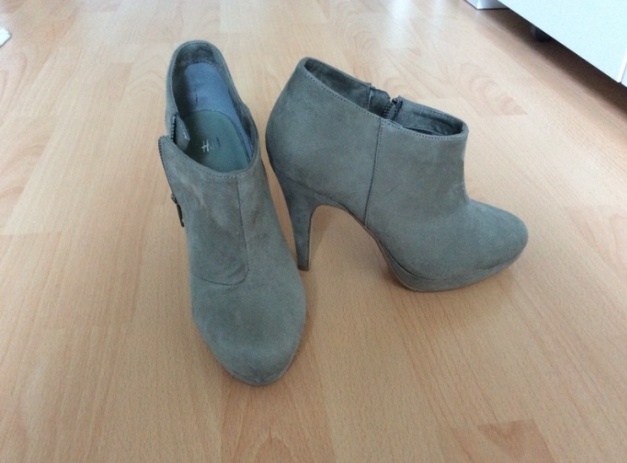 Grüne Stiefeletten H&M 36