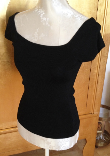 Edler schwarzer Strickpulli NEU