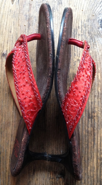 Süße Buffallo Pailletten-Sandalen in erdbeer-rot