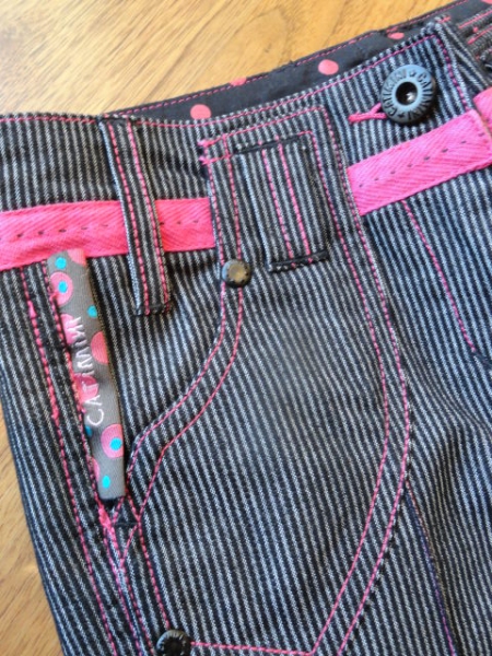 Catimini ~* freche Jeans ~* Gr. 104 ~* Streifenlook ~* Bund regulierbar ~*