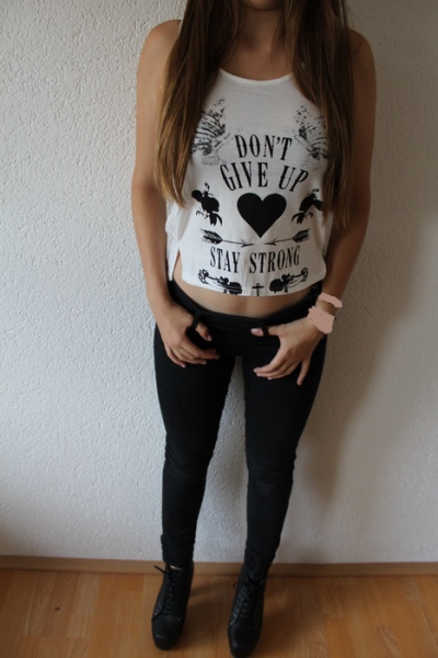 Crop Top  Neu weiss schwarz M