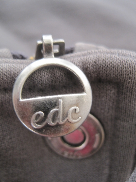 Grauer Sweatshirt mit Hochkragen von EDC By Esprit  Größe M NEU!