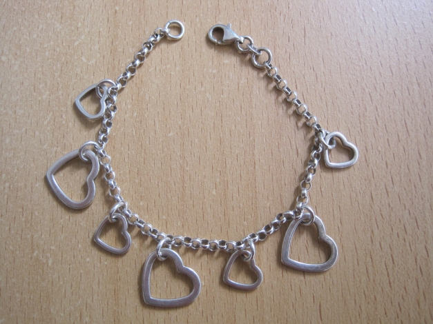 Armband mit  Herzen aus 925 Silber, Länge 16cm 
