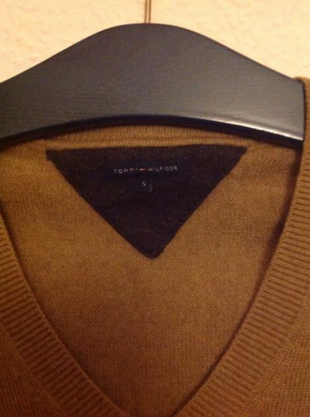 Kamelfarbener Pullover von Hilfiger