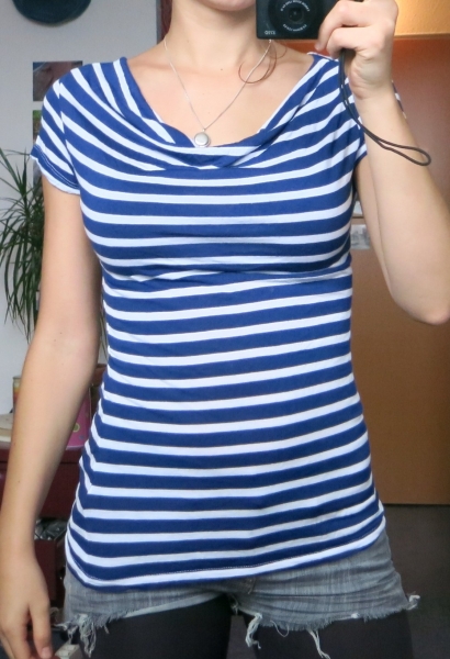 Top - blau weiß gestreift - Wasserfallausschnitt
