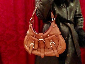 Original Saddle Bag Tasche von Coccinelle in cognac