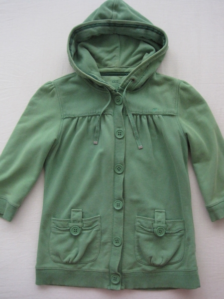 Grüner Hoodie von s.Oliver in Größe M mit 3/4 Ärmel