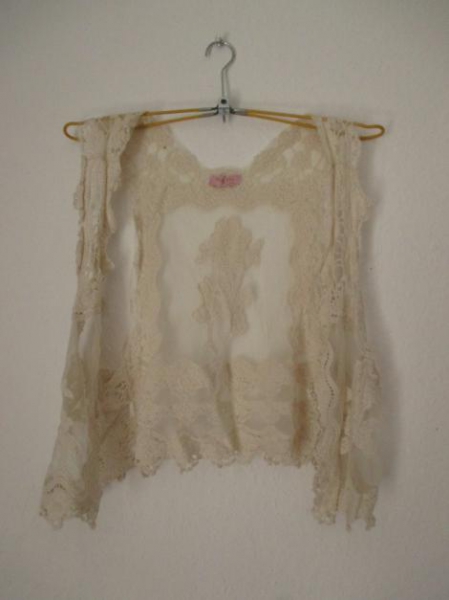 Romantische Spitzenweste