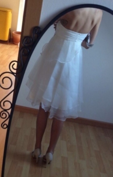 Cremefarbenes (Braut-)Kleid 32