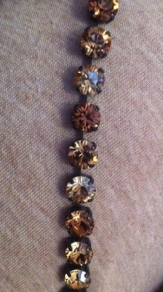 Wunderschöne Kette nude / orange / bernstein