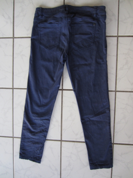 schöne blaue Stoffhose von Esprit