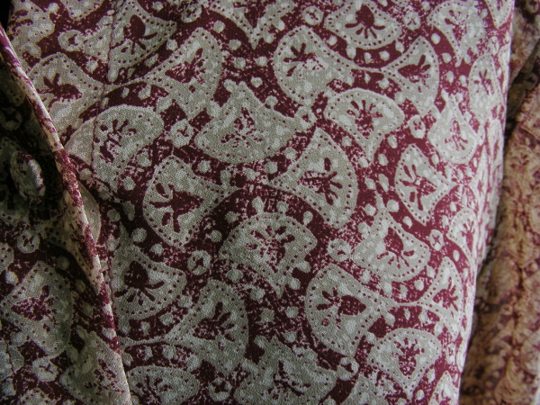 90er Jahre Kostüm in Herbstfarben