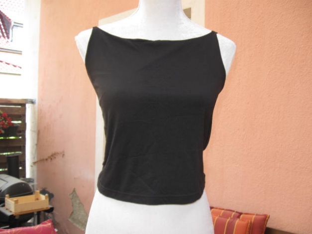 *** Irres Top mit sexy Rückenausschnitt ***