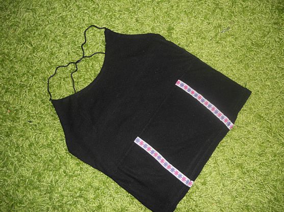 Mädchen Stretch T-Shirt Top Gr. 134 140 146 Schwarz + Rosa-Lila Blumen * Band