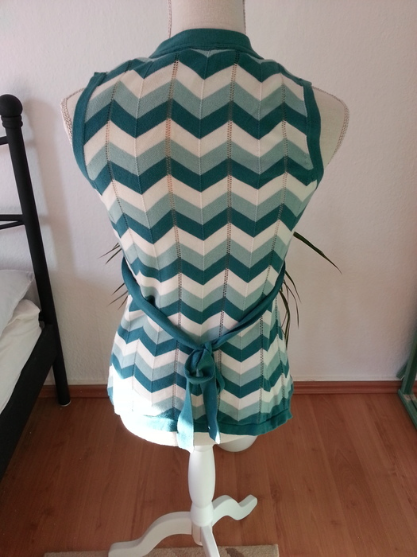 schönes gestreiftes Top