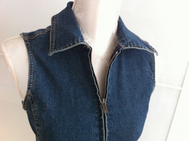 Süßes Jeanskleid NEU