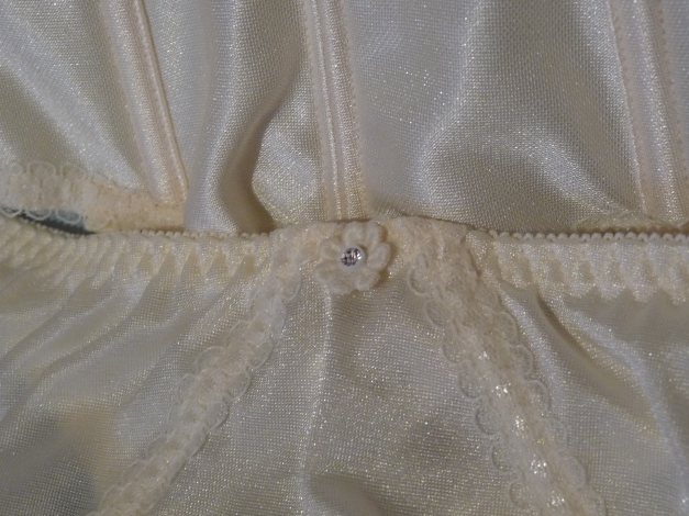 Corsage Korsett Brautmode mit String und Strapshalter Farbe: Ivory/Creme Gr. 75A / Gr. M