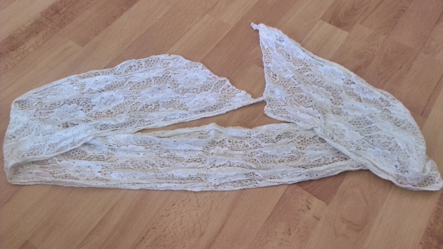 Spitzenschal 