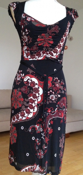 Tolles Paisley-Kleid, Kofferkleid