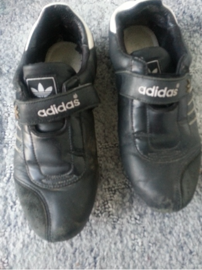 Turnschuhe von Adidas