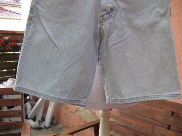 *** Ansehen ~ Relikt ~ 80-ziger ~ Shorts ~ Jeans ***