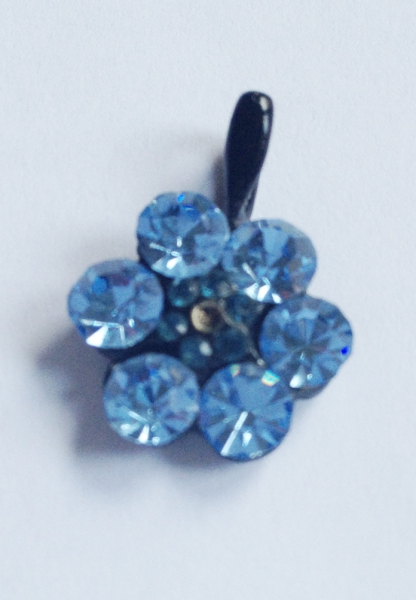 Kleiner Blumenanhänger