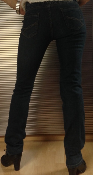 Röhrenjeans dunkles Denim von Orsay in 34!