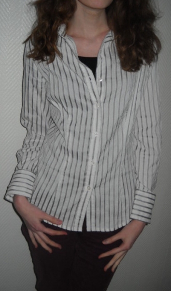 Marie LUND Long Bluse Tunika Knöpfe weiß grau Streifen gestreift Kragen 38 40 S M L edel wie neu