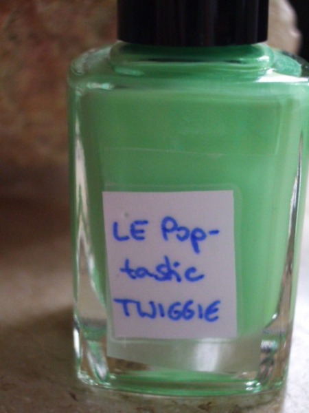 Color Club LE Poptastic    TWIGGIE   Tolles Mint-Grün, leicht matt Neu!
