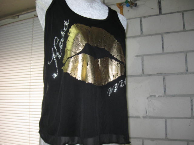 *** Geniales 2-lagiges Top mit Druck & Steinchen ***