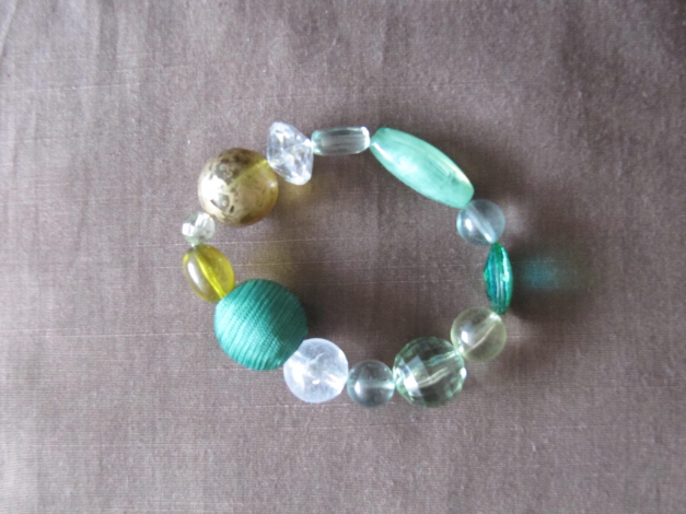 Tolles Armband große Perlen tannengrün hippie waldgrün grün