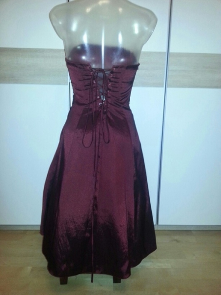 Cocktailkleid/Abendkleid