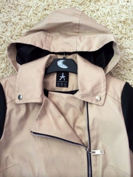 Mantel mit Lederimitat ärmel