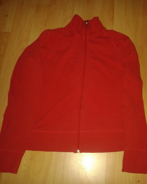 Rote Sweatshirt-Jacke in Größe M 