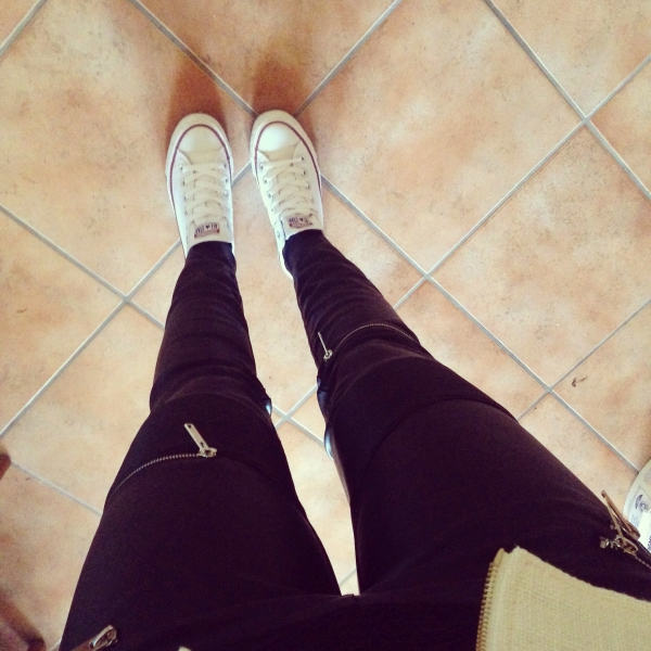 Beliebte Zara Bikerhose zuverkaufen ! 