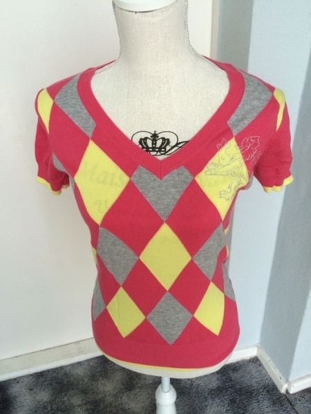 Oberteil mit Karomuster