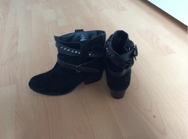 Primark Boots mit Nieten
