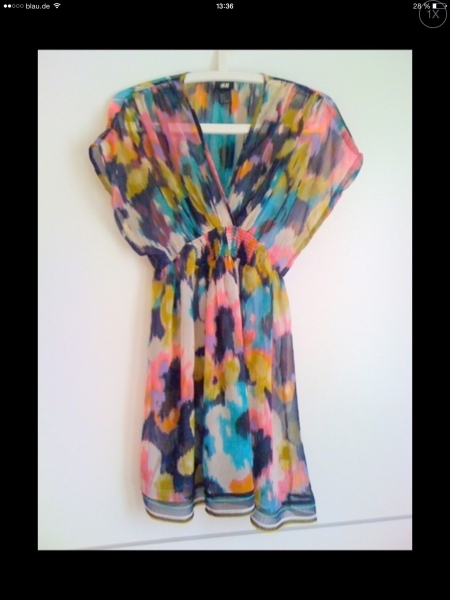 Schöne bunte Tunika 